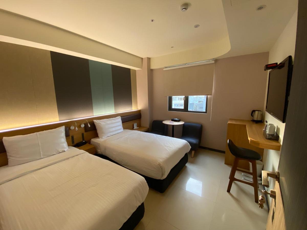 Fu Fuang Hotel Pingtung Exterior foto