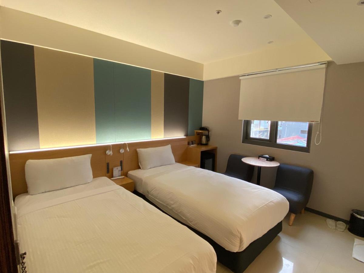 Fu Fuang Hotel Pingtung Exterior foto