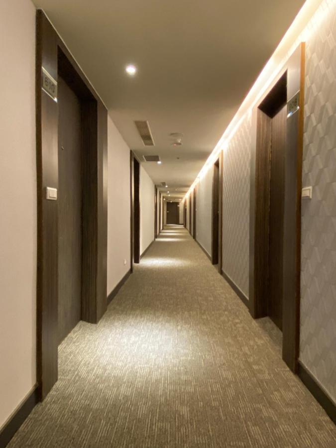 Fu Fuang Hotel Pingtung Exterior foto